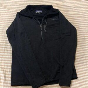Patagonia R1 pullover men’s size S